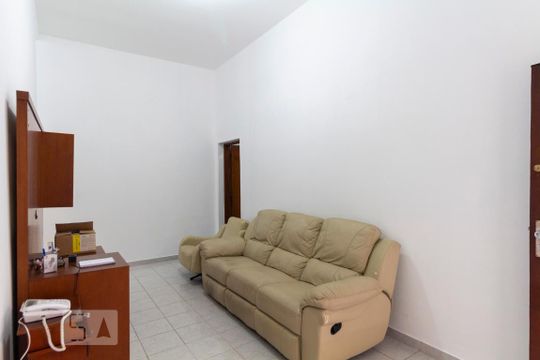 Sala de casa para alugar com 2 quartos, 78m² em Chácara Inglesa, São Paulo