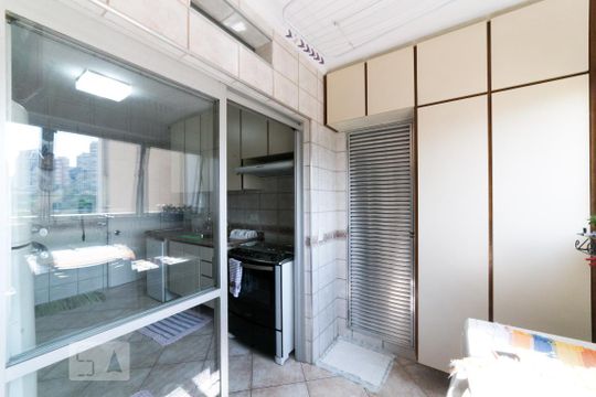 Área de Serviço de apartamento para alugar com 3 quartos, 120m² em Vila Gertrudes, São Paulo