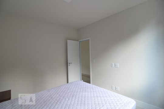 Quarto de apartamento à venda com 1 quarto, 45m² em Vale do Sereno, Nova Lima