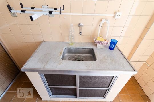 Cozinha de apartamento à venda com 1 quarto, 74m² em Bosque, Campinas