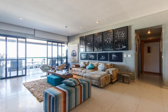 Sala de apartamento à venda com 3 quartos, 198m² em Barra da Tijuca, Rio de Janeiro