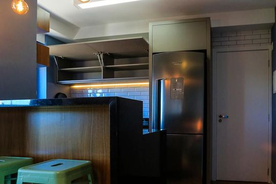 Cozinha de apartamento para alugar com 1 quarto, 38m² em Pinheiros, São Paulo