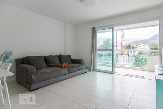 Sala de apartamento para alugar com 2 quartos, 83m² em Recreio dos Bandeirantes, Rio de Janeiro
