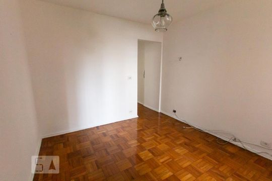 Sala de apartamento para alugar com 1 quarto, 45m² em Perdizes, São Paulo