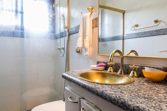 Banheiro de casa à venda com 4 quartos, 300m² em Lapa, São Paulo