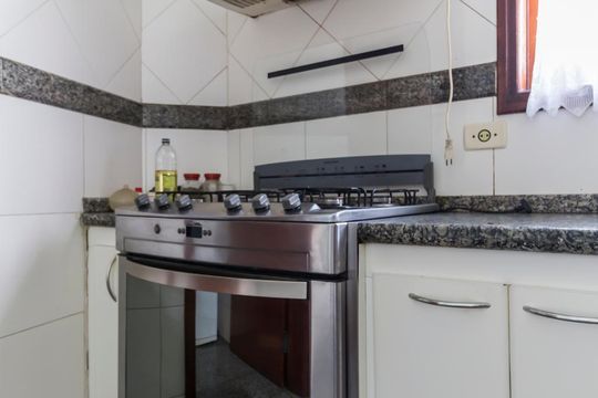 Cozinha de casa à venda com 4 quartos, 300m² em Lapa, São Paulo