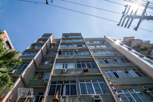 Fachada de apartamento para alugar com 2 quartos, 150m² em Vila Isabel, Rio de Janeiro
