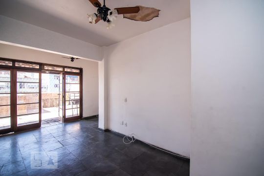 Sala de apartamento para alugar com 2 quartos, 150m² em Vila Isabel, Rio de Janeiro