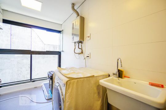 área de serviço de apartamento para alugar com 2 quartos, 70m² em Mooca, São Paulo