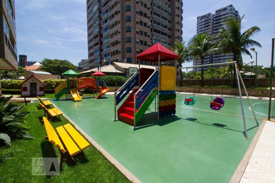 Playground de apartamento para alugar com 4 quartos, 310m² em Barra da Tijuca, Rio de Janeiro