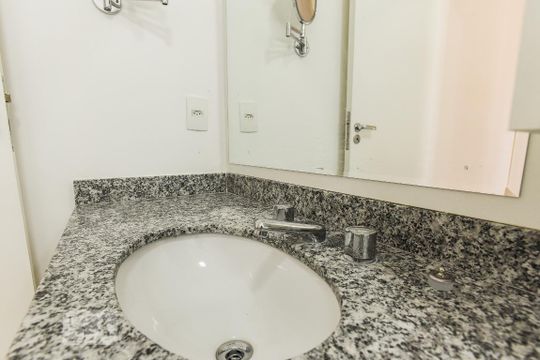 Banheiro de apartamento para alugar com 1 quarto, 50m² em Anchieta, São Bernardo do Campo