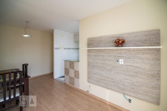 Sala de apartamento para alugar com 2 quartos, 45m² em São Cristóvão, Rio de Janeiro
