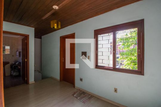 Corredor de casa à venda com 3 quartos, 220m² em Centro Histórico, Porto Alegre