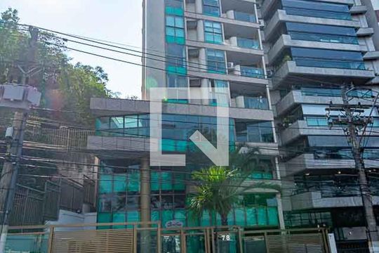 Fachada de apartamento para alugar com 2 quartos, 70m² em Ingá, Niterói