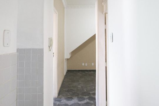 Corredor de apartamento para alugar com 3 quartos, 100m² em Vila Isabel, Rio de Janeiro