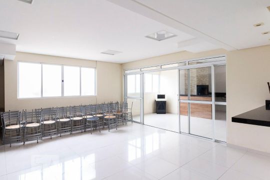 Salão de festas  de apartamento para alugar com 2 quartos, 70m² em Vila Bertioga, São Paulo