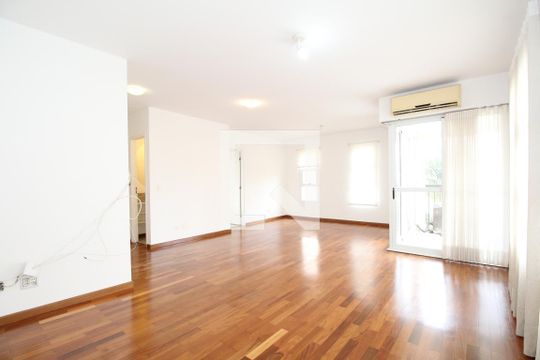 Sala de apartamento para alugar com 3 quartos, 153m² em Vila Sônia, São Paulo