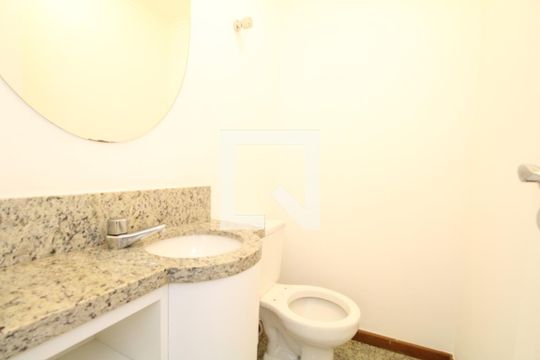 Lavabo de apartamento para alugar com 3 quartos, 153m² em Vila Sônia, São Paulo