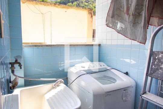 Área de Serviço de apartamento à venda com 2 quartos, 52m² em Santa Rosa, Niterói
