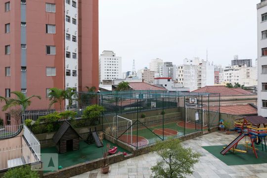 Vista de apartamento para alugar com 1 quarto, 45m² em Cambuci, São Paulo