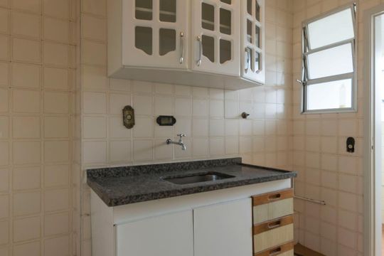 Cozinha (Armários) de apartamento para alugar com 1 quarto, 45m² em Cambuci, São Paulo