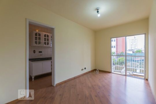 Apartamento para alugar com 1 quarto, 45m² em Cambuci, São Paulo