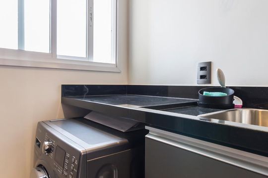 Área de serviço de apartamento à venda com 1 quarto, 77m² em Alto de Pinheiros, São Paulo