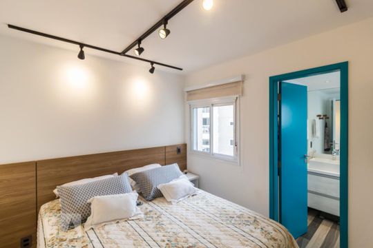 Suíte de apartamento à venda com 1 quarto, 77m² em Alto de Pinheiros, São Paulo