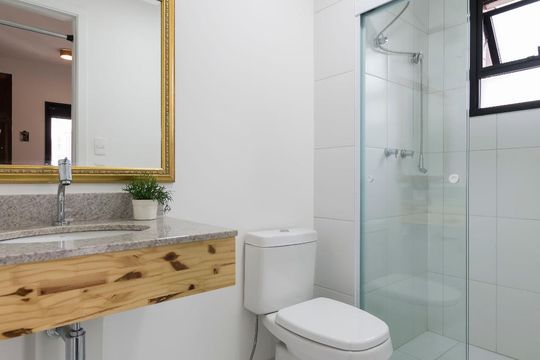 Banheiro de apartamento à venda com 1 quarto, 49m² em Vila Mariana, São Paulo
