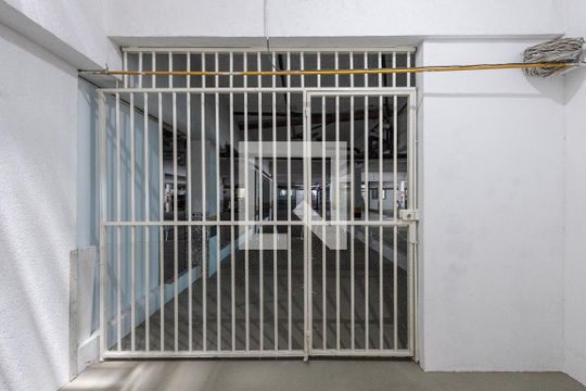 Garagem de casa de condomínio à venda com 3 quartos, 180m² em Vila Formosa, São Paulo