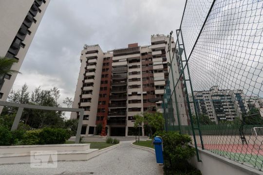 Fachada de apartamento à venda com 5 quartos, 140m² em Barra da Tijuca, Rio de Janeiro