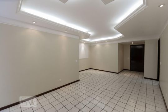 Sala de apartamento à venda com 5 quartos, 140m² em Barra da Tijuca, Rio de Janeiro