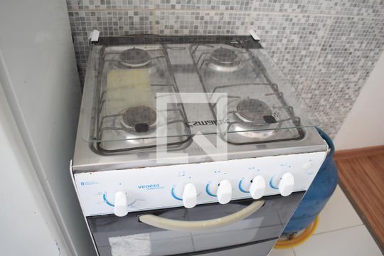 Cozinha de apartamento para alugar com 1 quarto, 38m² em Centro, Curitiba