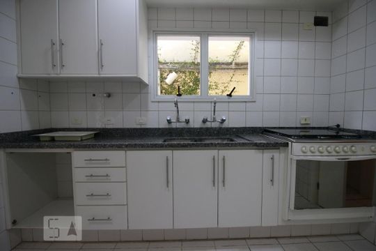 Cozinha de casa de condomínio para alugar com 4 quartos, 310m² em Jardim Morumbi, São Paulo