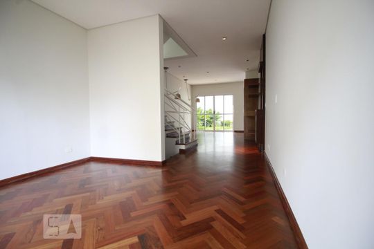 Sala de casa de condomínio para alugar com 4 quartos, 310m² em Jardim Morumbi, São Paulo