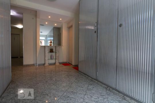 Hall de apartamento à venda com 2 quartos, 70m² em Água Fria, São Paulo