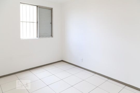 Quarto 1 de apartamento para alugar com 2 quartos, 60m² em Parque Novo Mundo, São Paulo