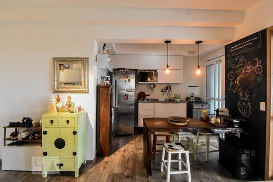 Cozinha de apartamento à venda com 1 quarto, 65m² em Santo Amaro, São Paulo