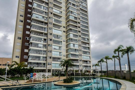Piscina de apartamento à venda com 1 quarto, 65m² em Santo Amaro, São Paulo