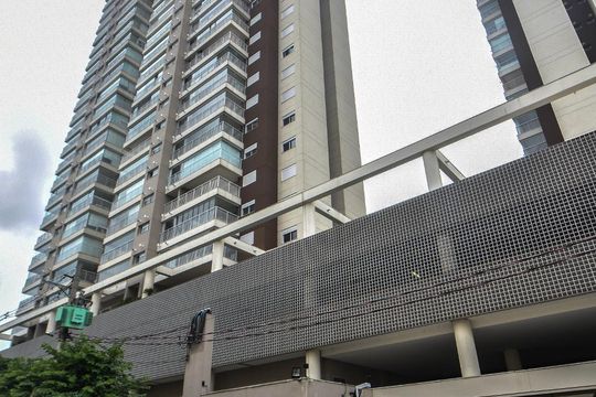 Prédio de apartamento à venda com 1 quarto, 65m² em Santo Amaro, São Paulo