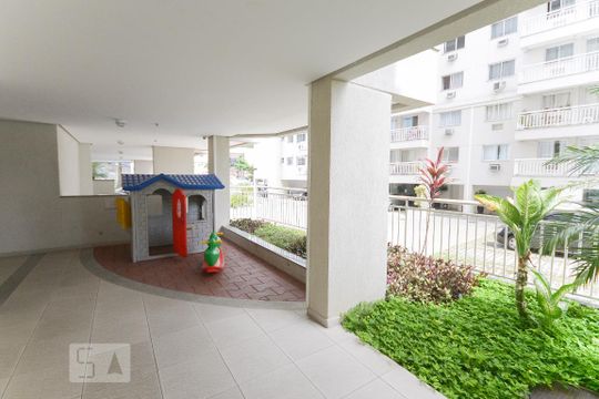 Play de apartamento à venda com 2 quartos, 52m² em São Francisco Xavier, Rio de Janeiro
