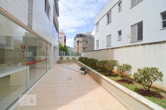 Área externa prédio de apartamento à venda com 4 quartos, 154m² em Buritis, Belo Horizonte
