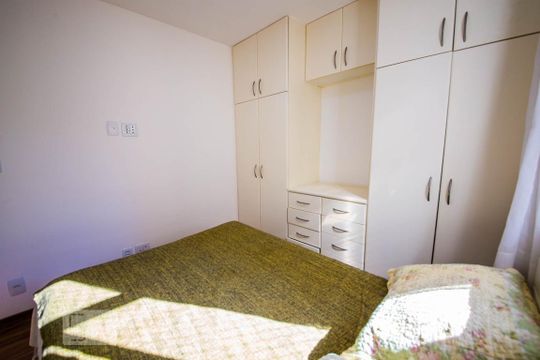 Quarto 2 de apartamento para alugar com 2 quartos, 65m² em Icaraí, Niterói