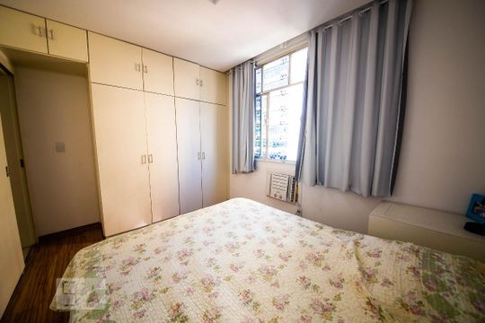 Quarto 1 de apartamento para alugar com 2 quartos, 65m² em Icaraí, Niterói