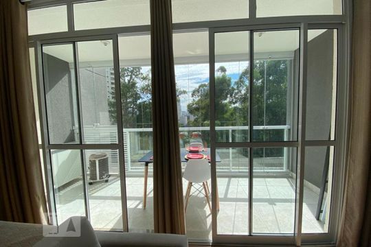 Sacada de kitnet/studio à venda com 1 quarto, 35m² em Real Parque, São Paulo