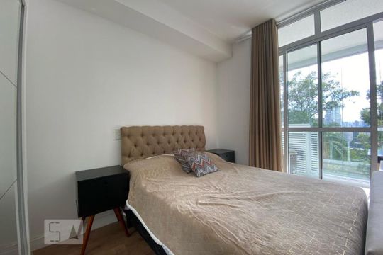 Quarto de kitnet/studio à venda com 1 quarto, 35m² em Real Parque, São Paulo