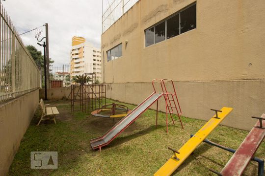 Playground de apartamento à venda com 3 quartos, 60m² em Campo Comprido, Curitiba