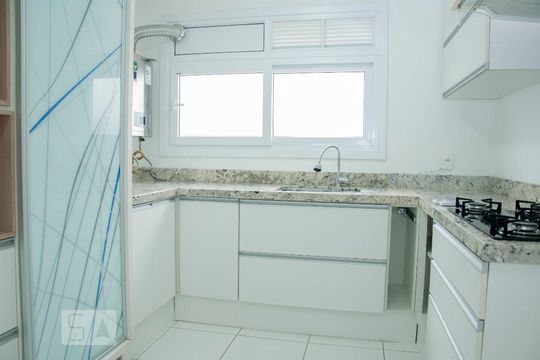 Cozinha de casa de condomínio para alugar com 4 quartos, 202m² em Centro, Canoas