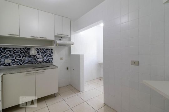 Cozinha de apartamento à venda com 3 quartos, 73m² em Santa Teresinha, São Paulo