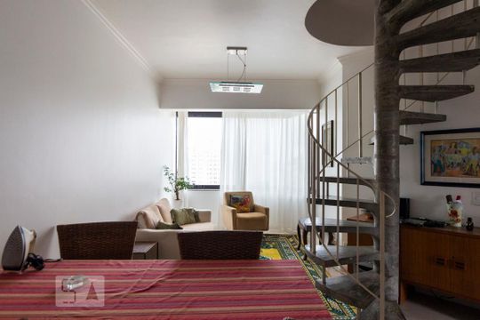 Sala de apartamento para alugar com 2 quartos, 125m² em Vila Paulista, São Paulo